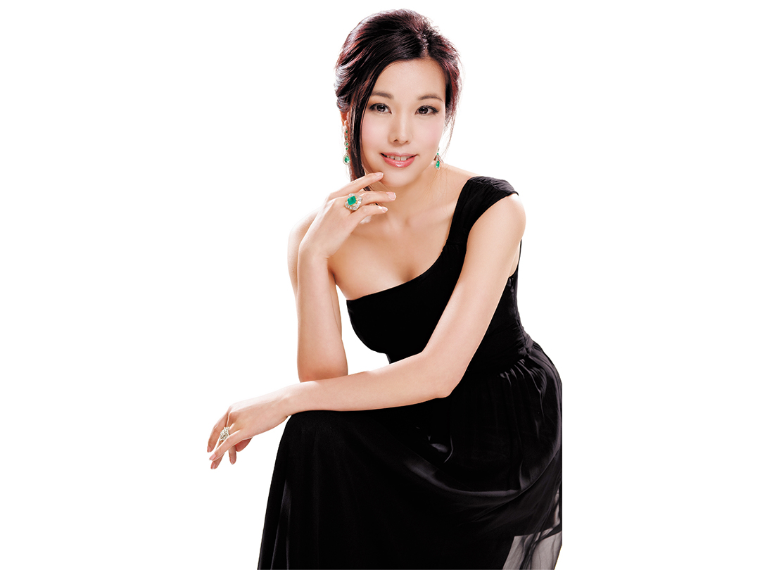 热烈庆祝洪子晴爵士荣聘为香港一带一路研究院终身荣誉教授